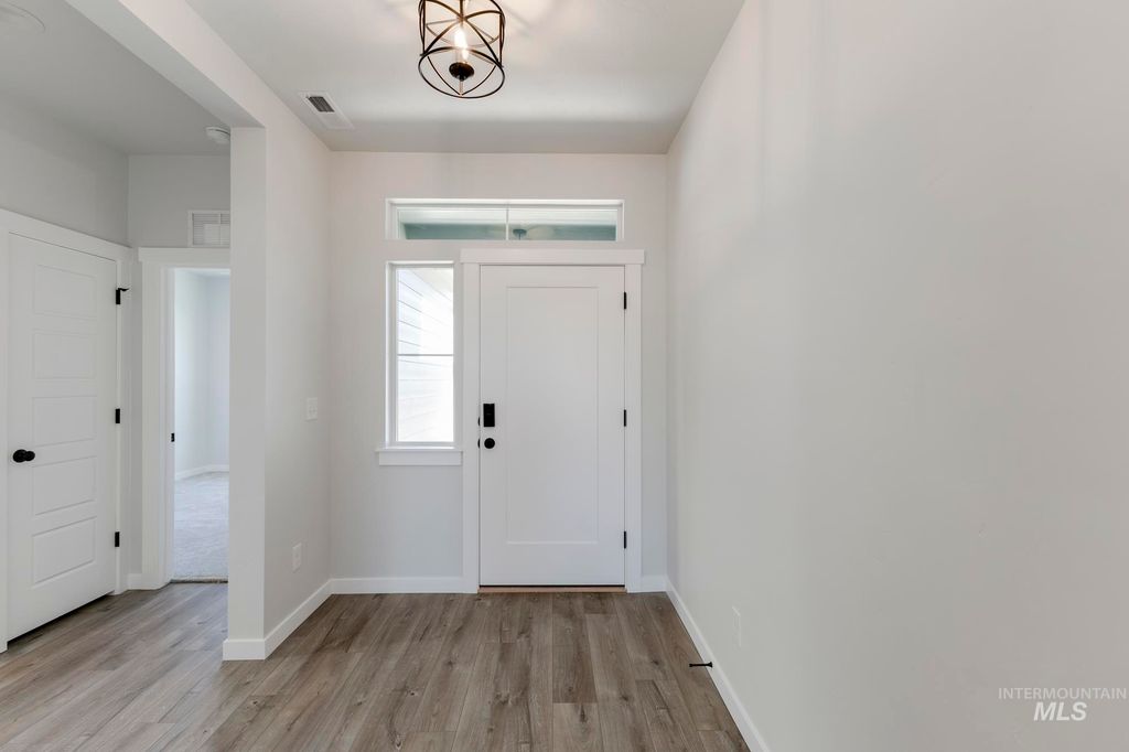 Photo of 2459 N Silver Wolf Ave, Star, ID 83669 (MLS # 98979322)