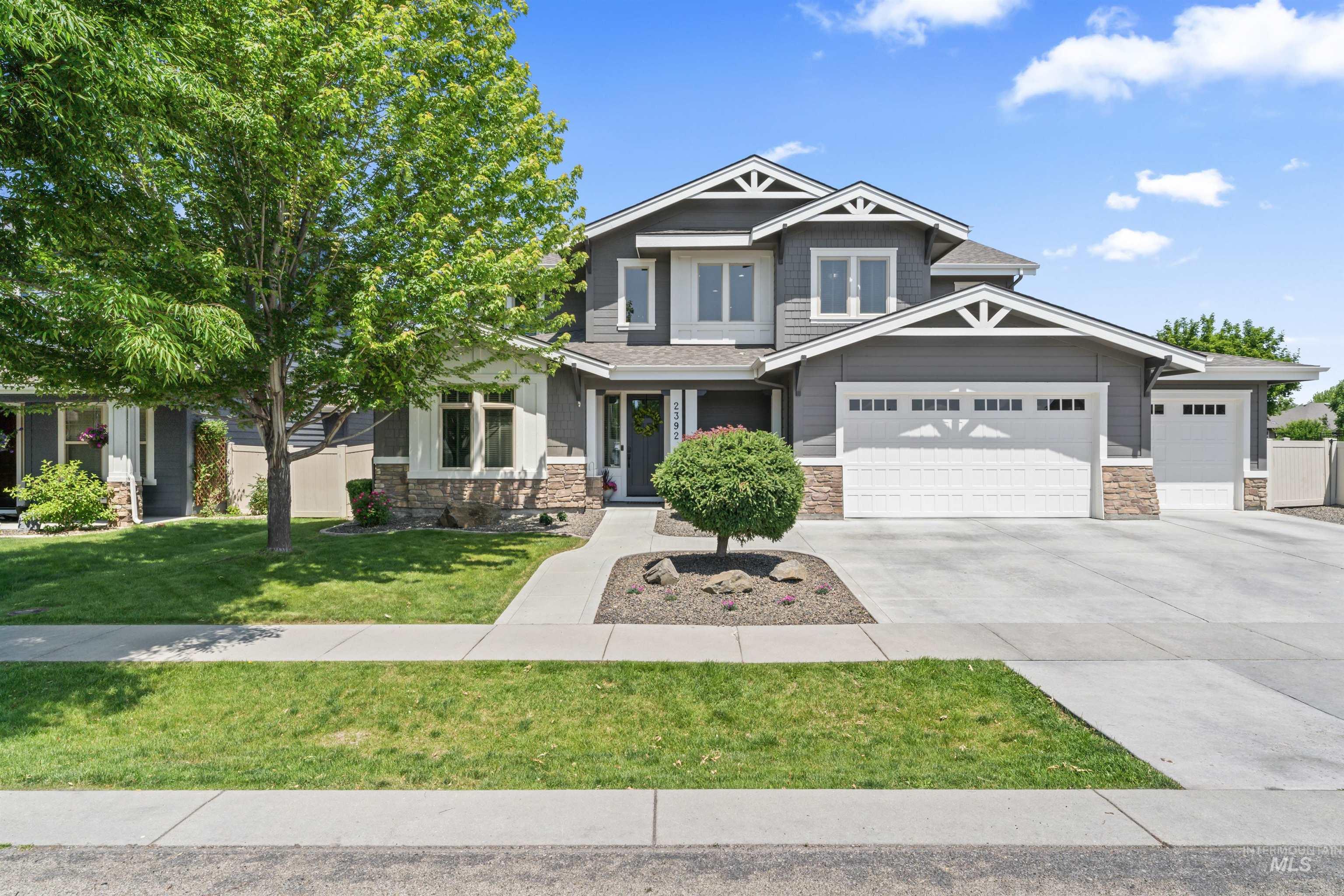 2392 E Deerhill Drive