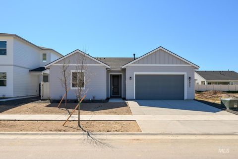 Photo of 5977 W Snow Currant St, Meridian, ID 83646 (MLS # 98978095)