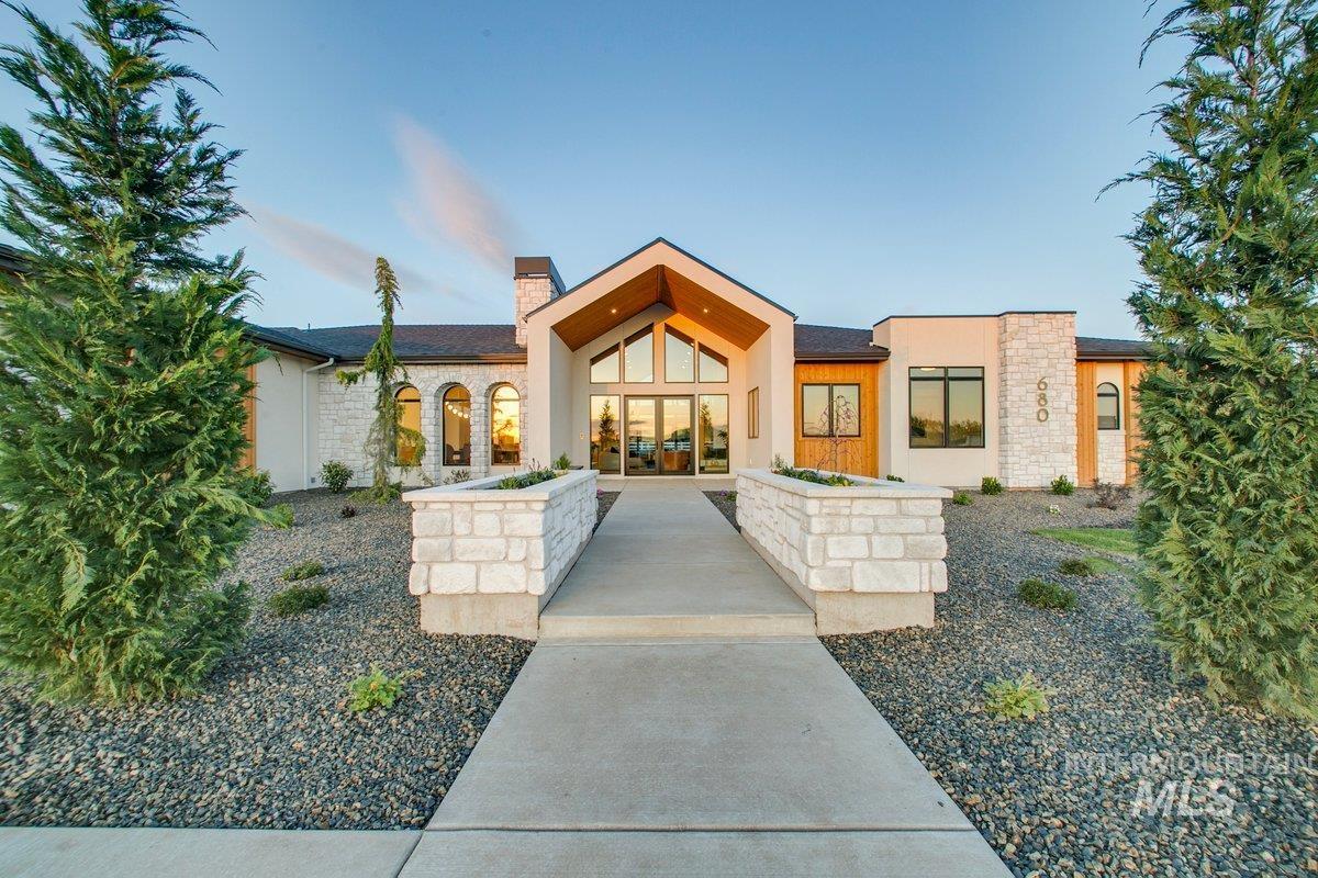 10205 Copperhead Lane
