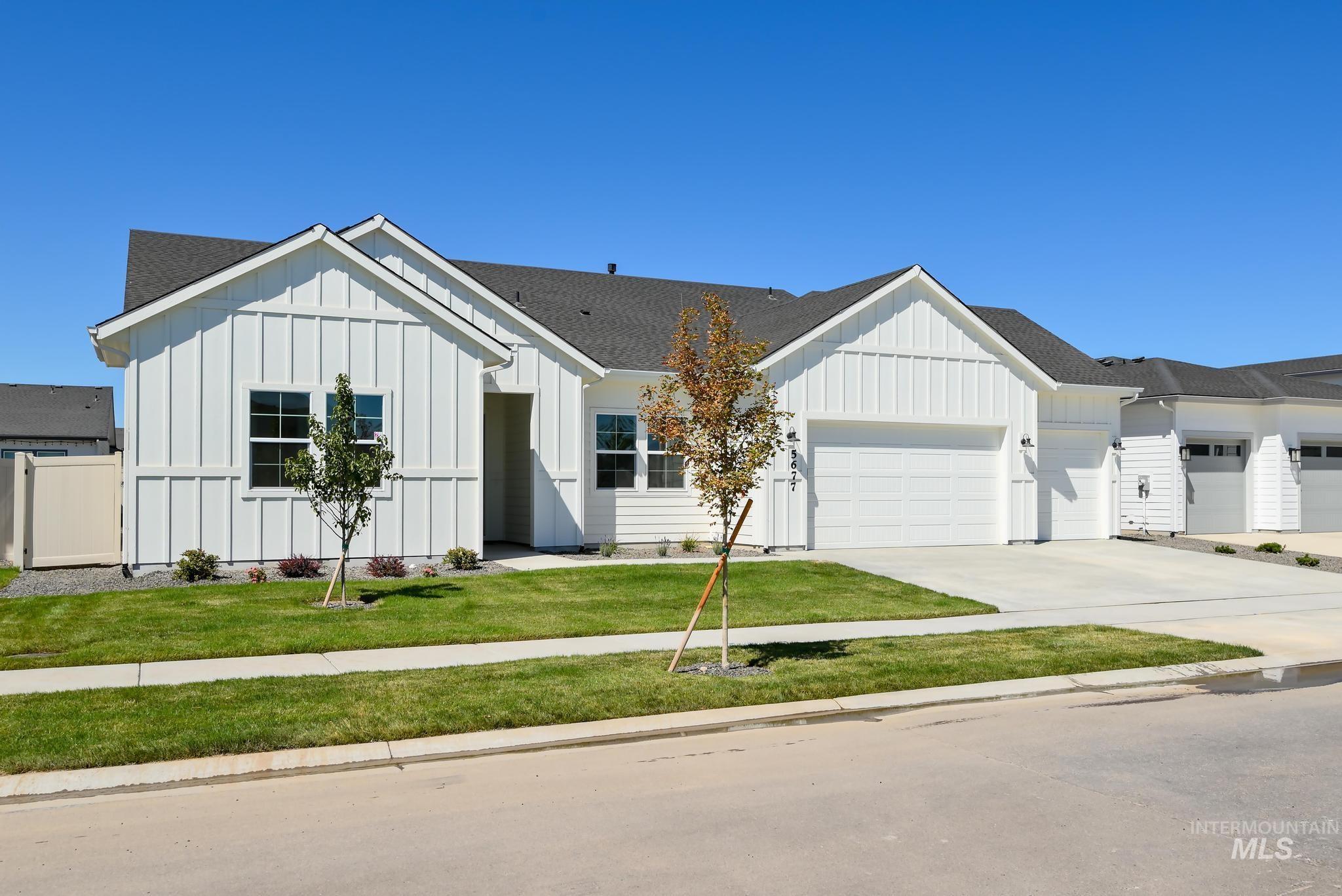 5677 N Christian Ave