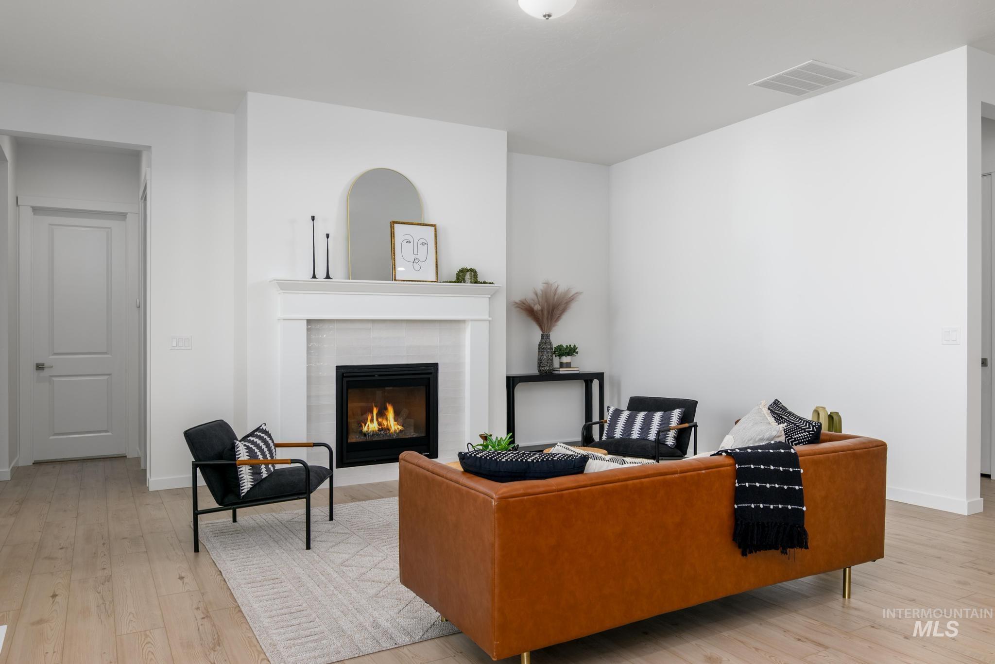 5677 N Christian Ave