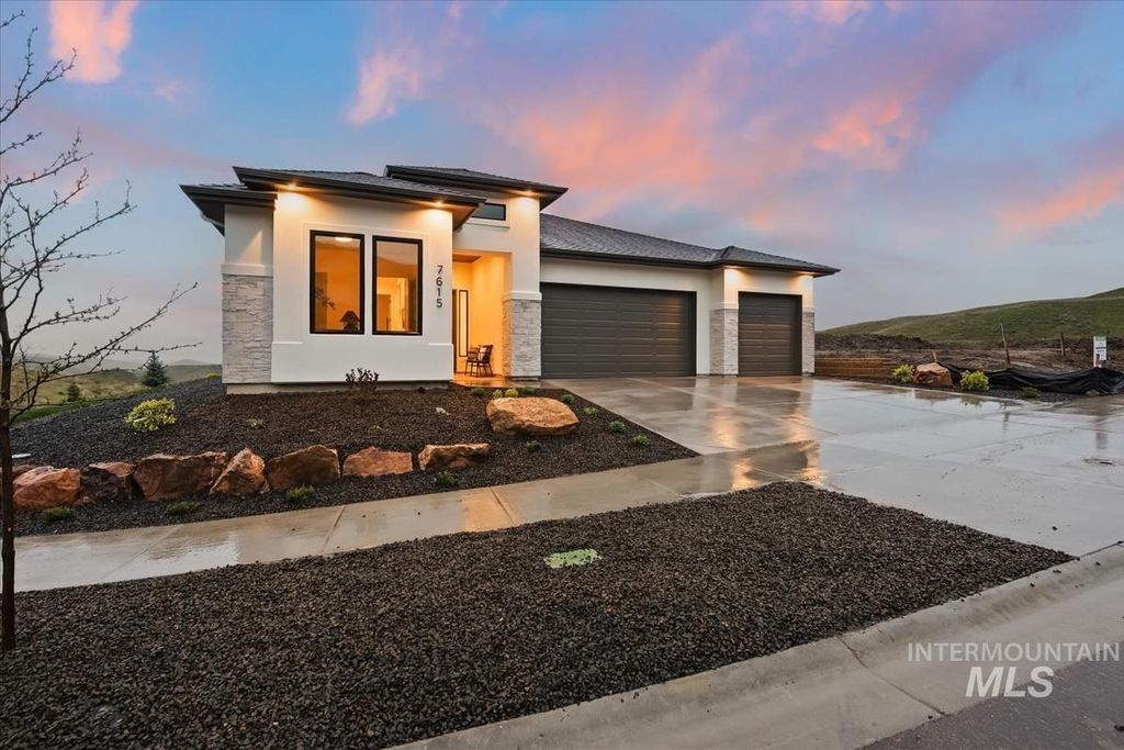 Photo of 7615 Brown Way, Eagle, ID 83629 (MLS # 98983273)
