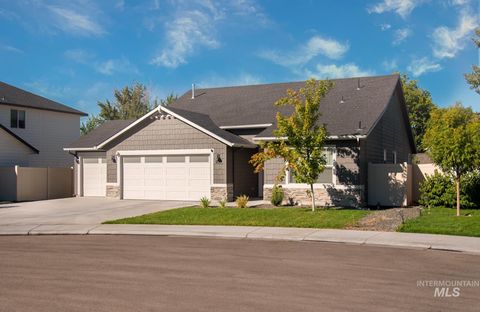 Photo of 937 S Nautilus Ave, Boise, ID 83709 (MLS # 98961999)