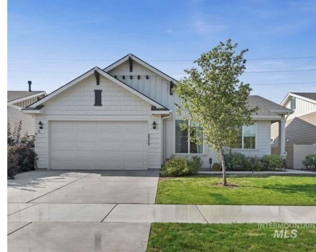 Photo of 5773 Riva Capri St, Meridian, ID 83646 (MLS # 98979574)