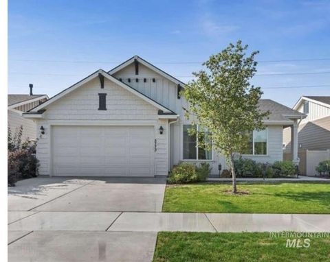 Photo of 5773 Riva Capri St, Meridian, ID 83646 (MLS # 98979574)