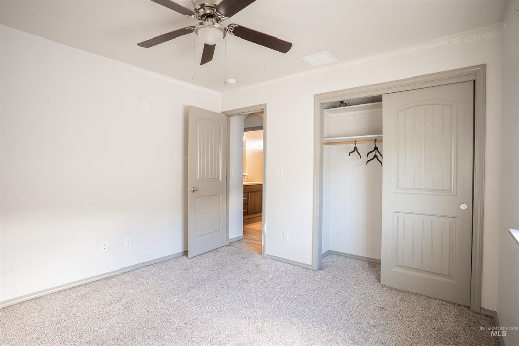 Photo of 808 E Ave J, Jerome, ID 83338 (MLS # 98974402)