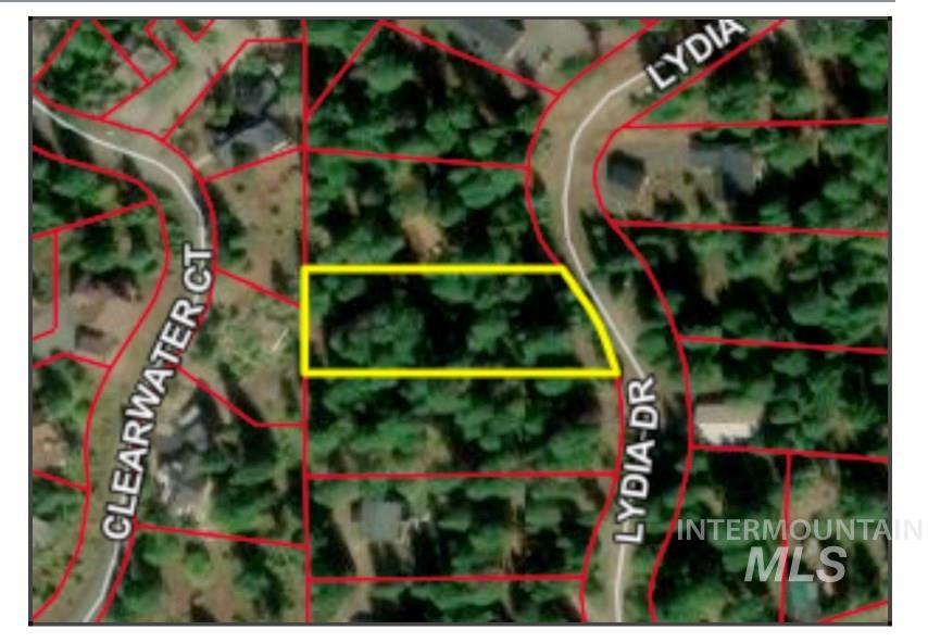 Aerial view of property's location with property parcel outlined