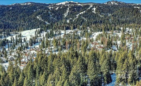 2153 Lydia Drive Donnelly ID 83615