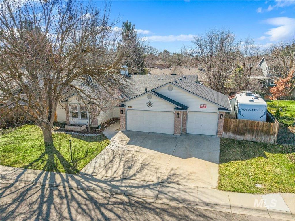 Photo of 6161 N Pintail Way, Garden City, ID 83714 (MLS # 98976549)