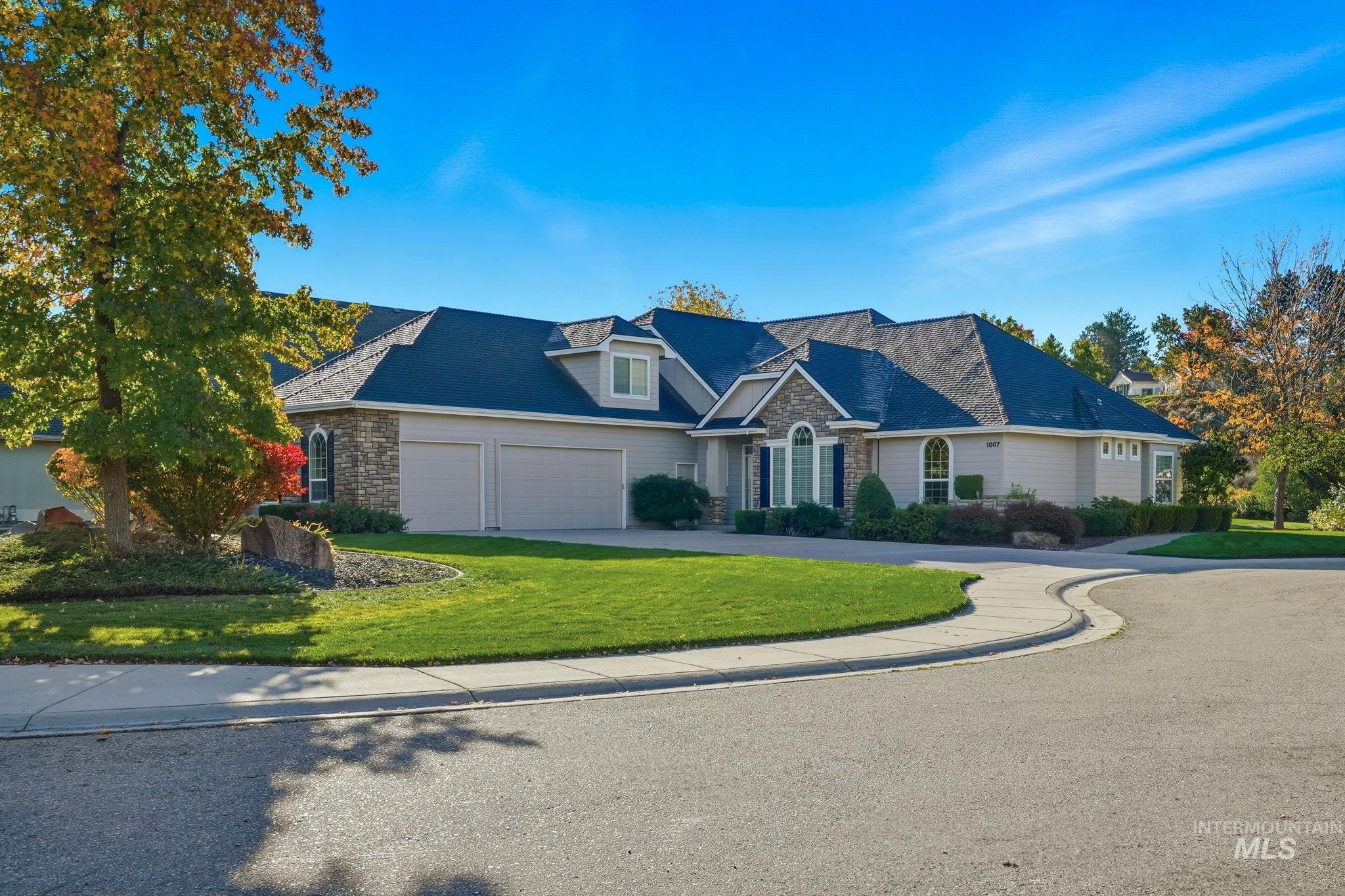 1007 W Oakhampton Drive