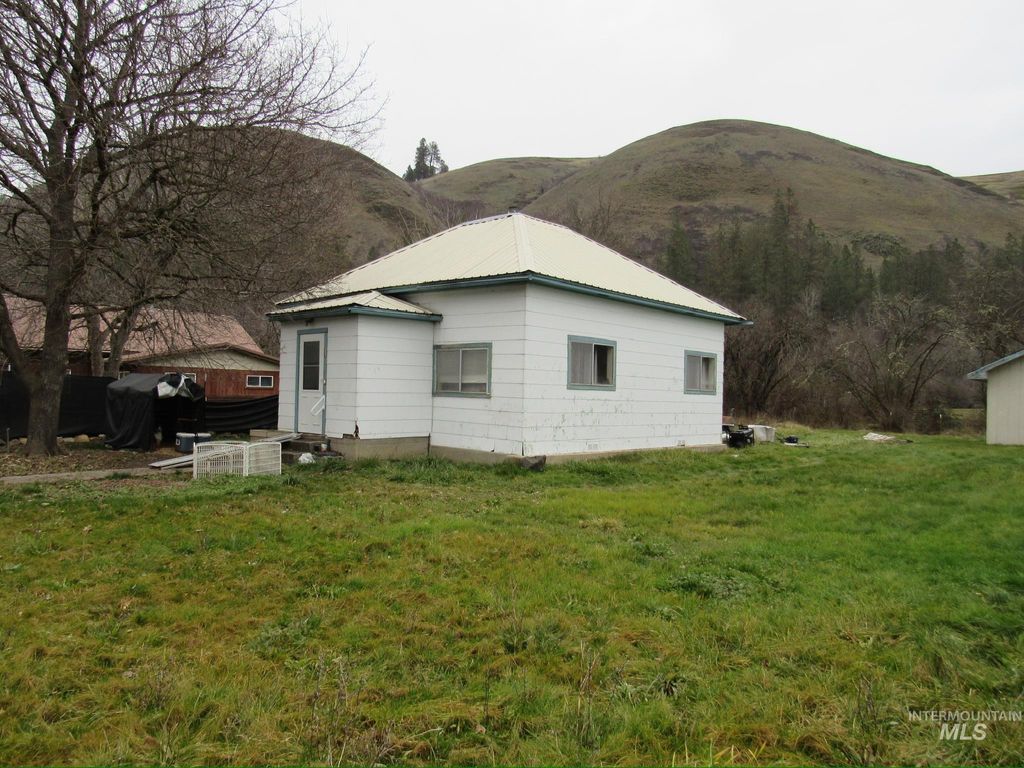 Photo of 317 Esther Street, Kooskia, ID 83539 (MLS # 98972818)