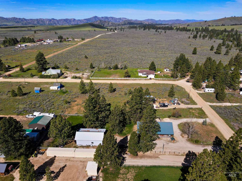 Photo of 55 E Mary DR, Prairie, ID 83647 (MLS # 98985824)