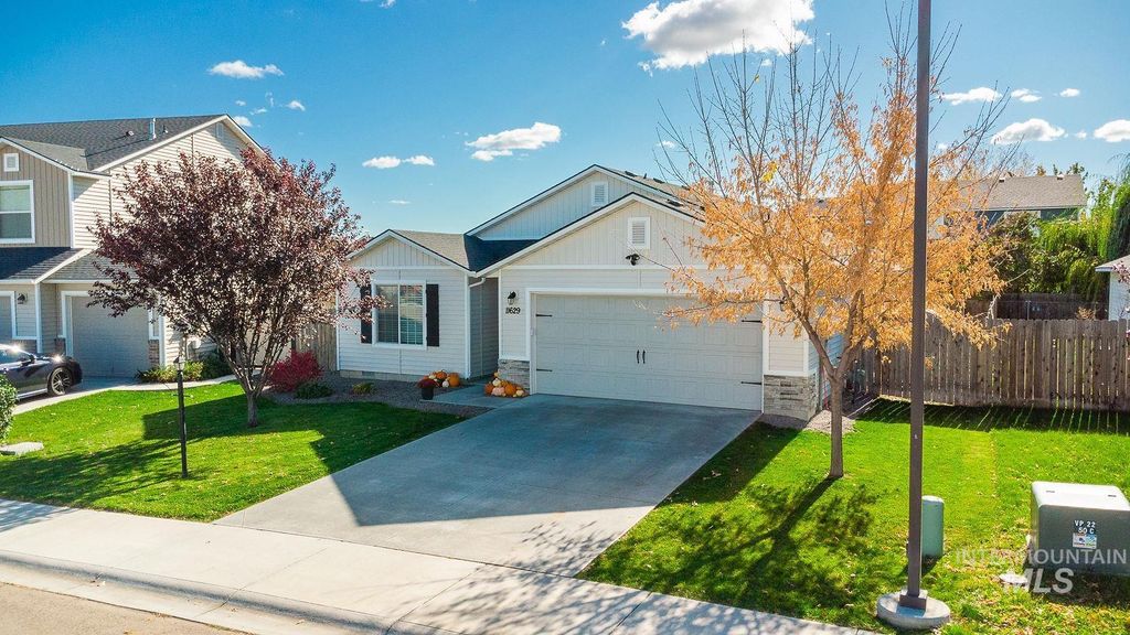 Photo of 11629 Virginia Parkway, Caldwell, ID 83605 (MLS # 98966151)
