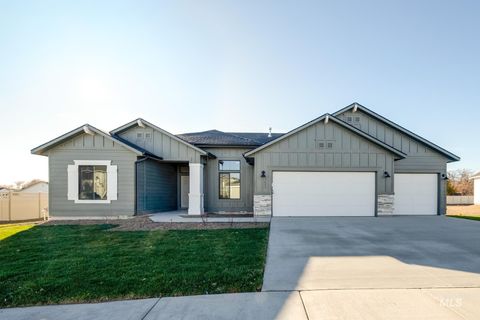 Photo of 5305 E Phelps Lake Dr, Nampa, ID 83687 (MLS # 98989869)