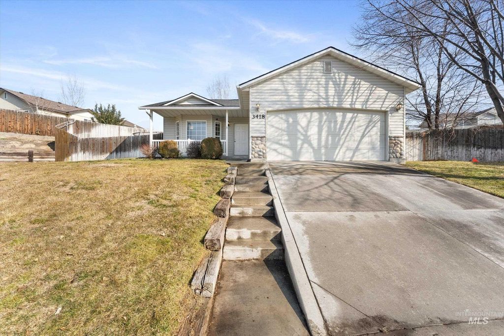 Photo of 3418 E Friar Tuck Ct, Nampa, ID 83687 (MLS # 98973207)