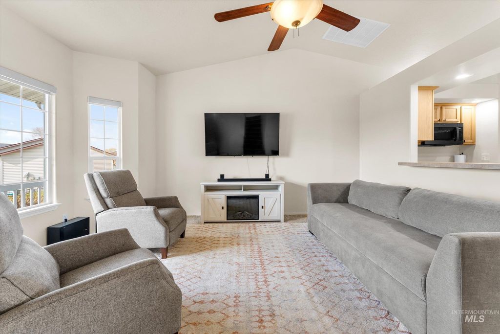 Photo of 3418 E Friar Tuck Ct, Nampa, ID 83687 (MLS # 98973207)