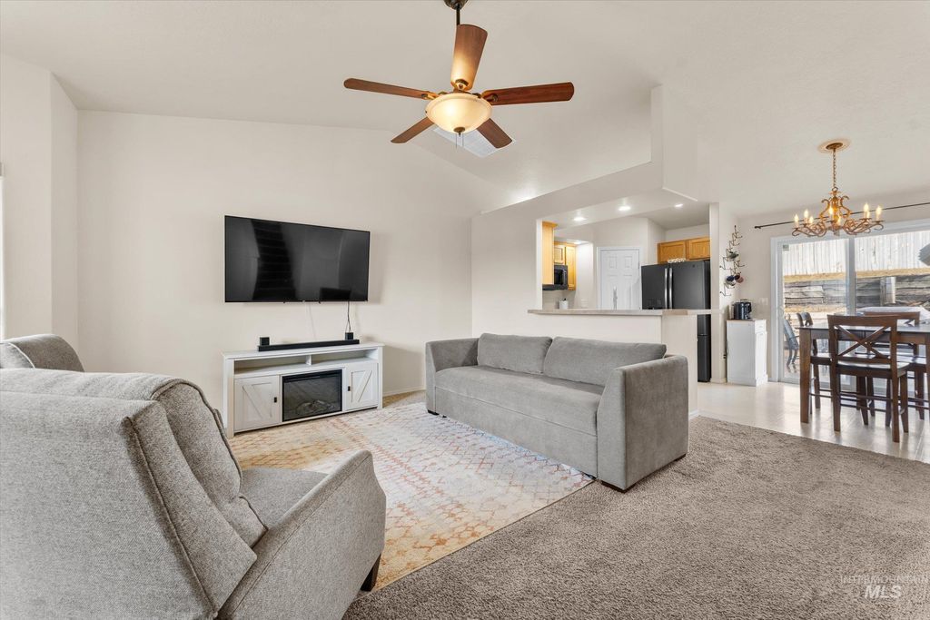 Photo of 3418 E Friar Tuck Ct, Nampa, ID 83687 (MLS # 98973207)