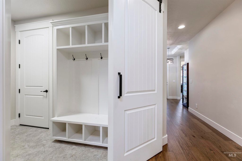 Photo of 3303 W Crossley Lane, Eagle, ID 83616 (MLS # 98974227)