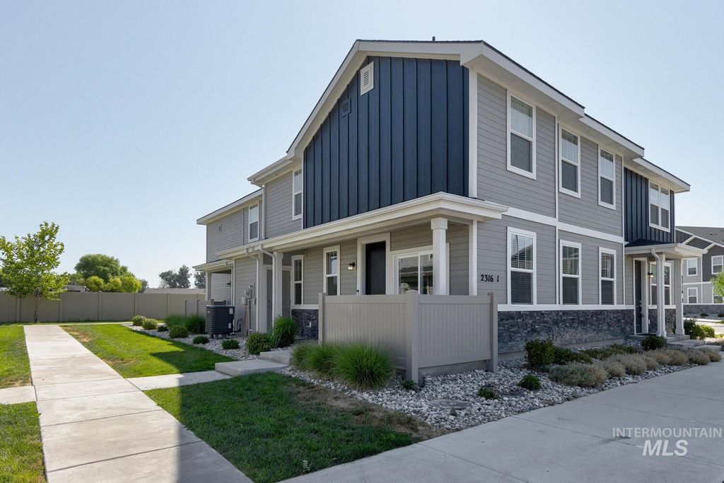 Photo of 2316 E Spice Loop #1, Nampa, ID 83651 (MLS # 98984591)