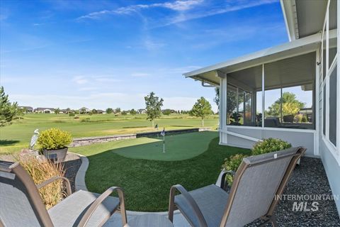 Photo of 12127 S Aves Place, Nampa, ID 83686 (MLS # 98975991)