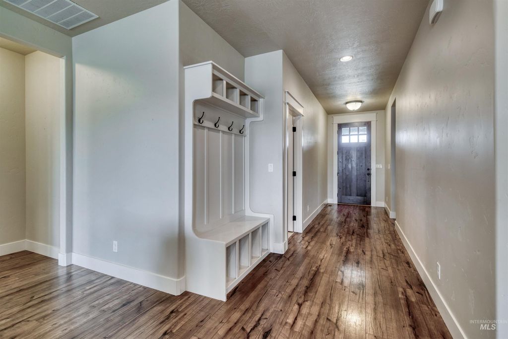 Photo of 4226 N Chapala Way, Boise, ID 83713 (MLS # 98975364)