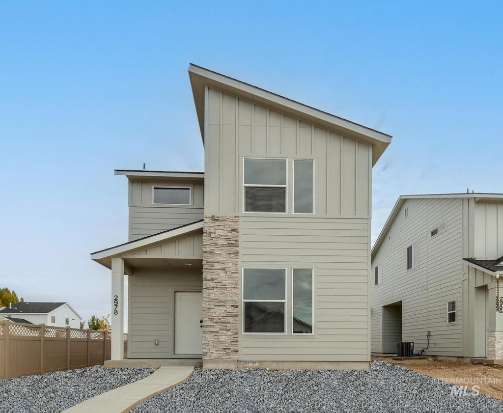 Photo of 4328 N Camp Creek Ave, Meridian, ID 83646 (MLS # 98983680)