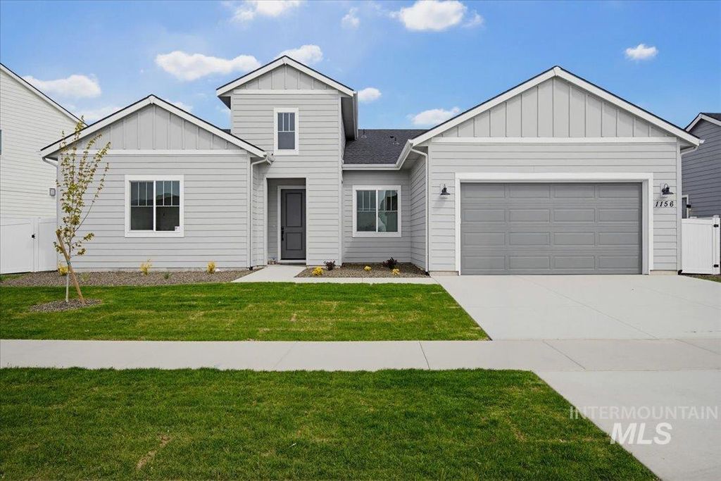 Photo of 1156 W Switchgrass Dr, Meridian, ID 83642 (MLS # 98985742)