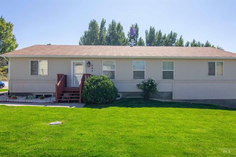 723 Raindrop Drive Chubbuck ID 83202