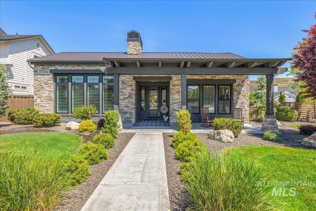 Photo of 3108 W Hidden Springs Dr, Boise, ID 83714 (MLS # 98986494)
