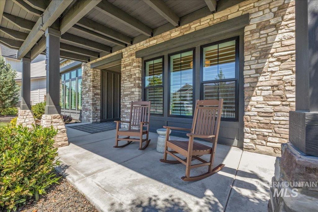 Photo of 3108 W Hidden Springs Dr, Boise, ID 83714 (MLS # 98986494)