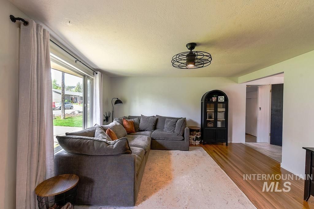 Photo of 526 N Grant Street, Moscow, ID 83843 (MLS # 98987036)