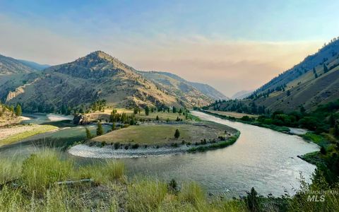 Photo of 13450 Salmon River, Riggins, ID 83549 (MLS # 98965472)