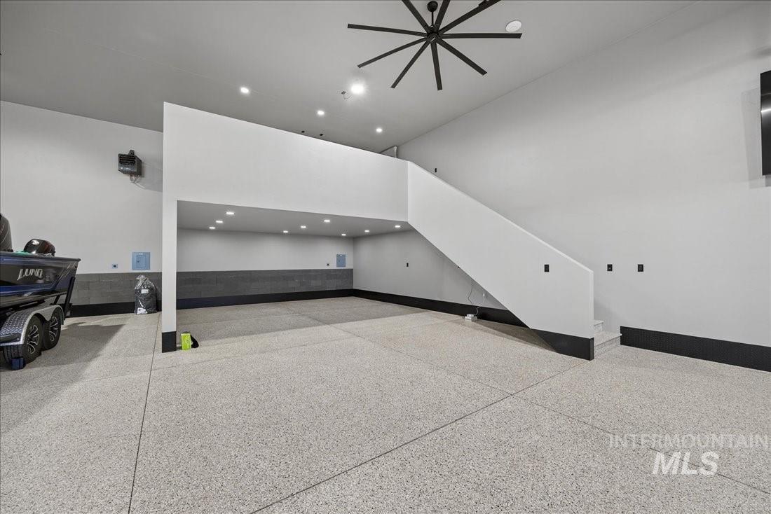 speckled floor, and recessed lighting