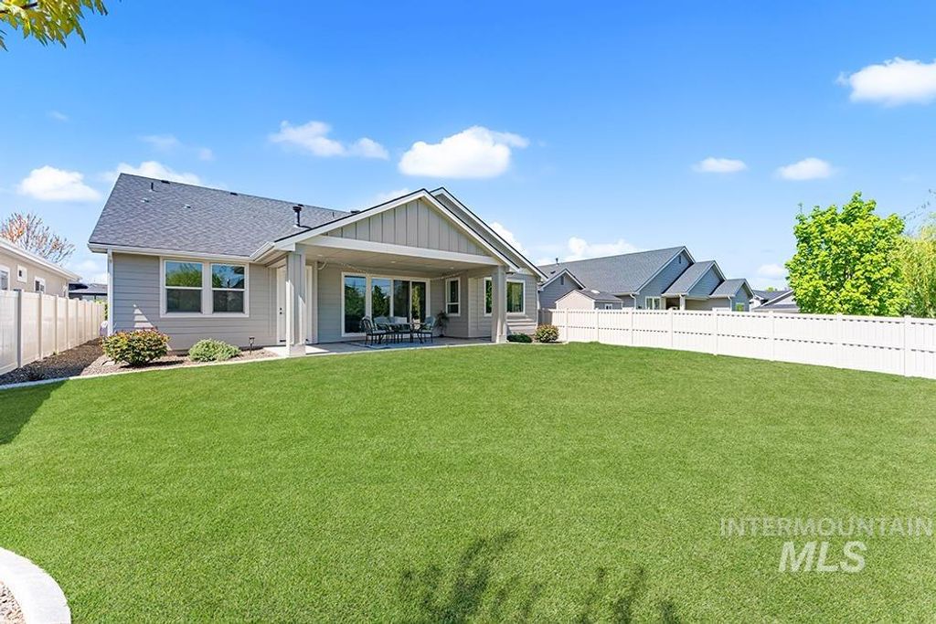 Photo of 3298 S Cobble Pl, Meridian, ID 83642 (MLS # 98983276)