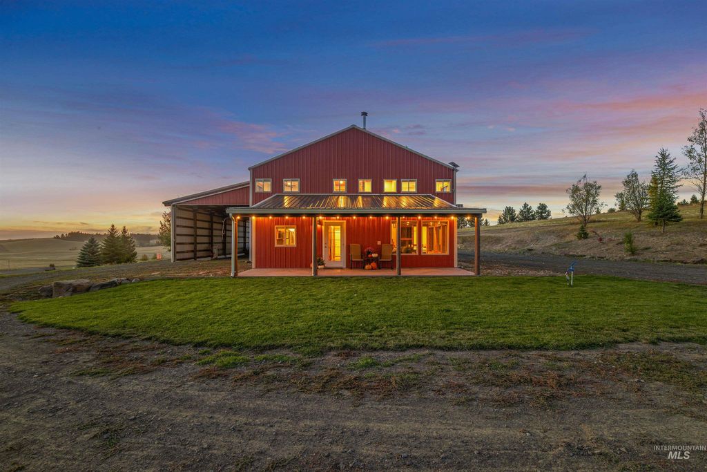 Photo of 1028 Gold Hill Rd, Princeton, ID 83857 (MLS # 98964590)