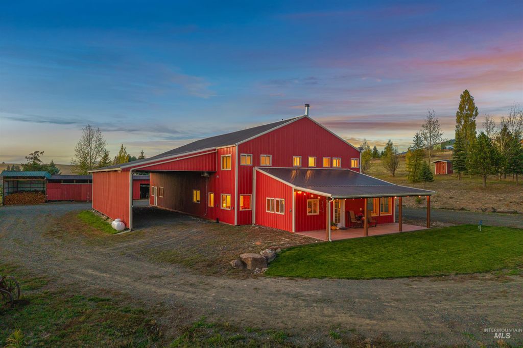 Photo of 1028 Gold Hill Rd, Princeton, ID 83857 (MLS # 98964590)
