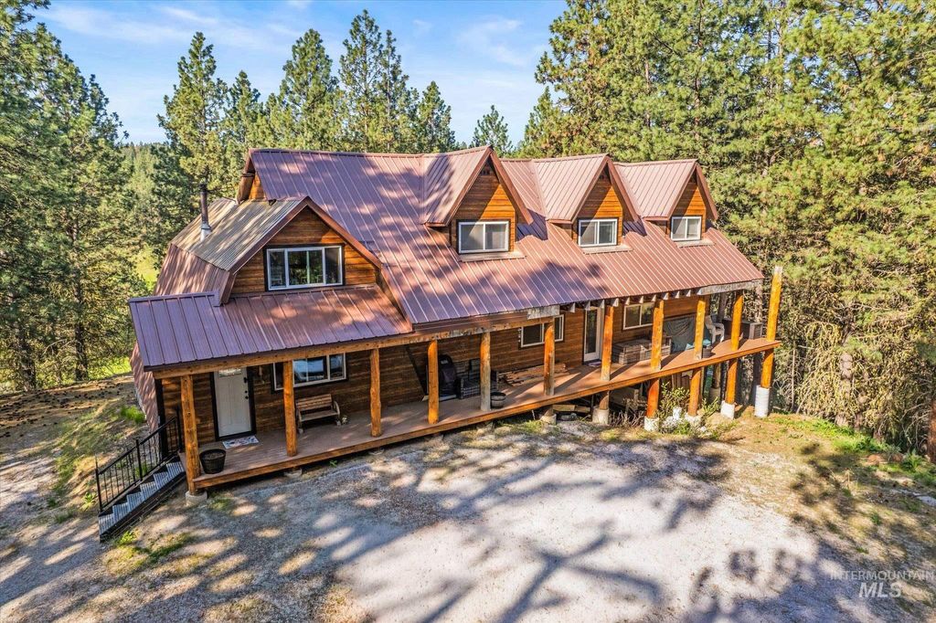 Photo of 1 Sunset Trail, Banks, ID 83602 (MLS # 98986003)