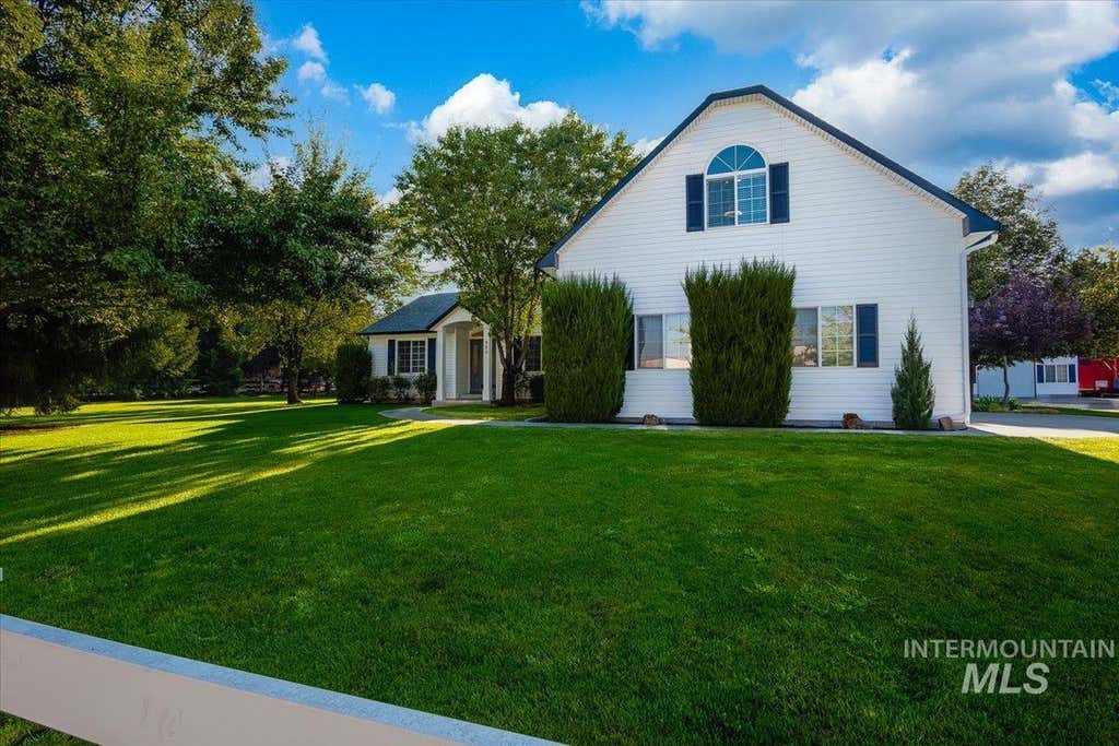 Photo of 920 N Ashford LN, Nampa, ID 83687 (MLS # 98998149)