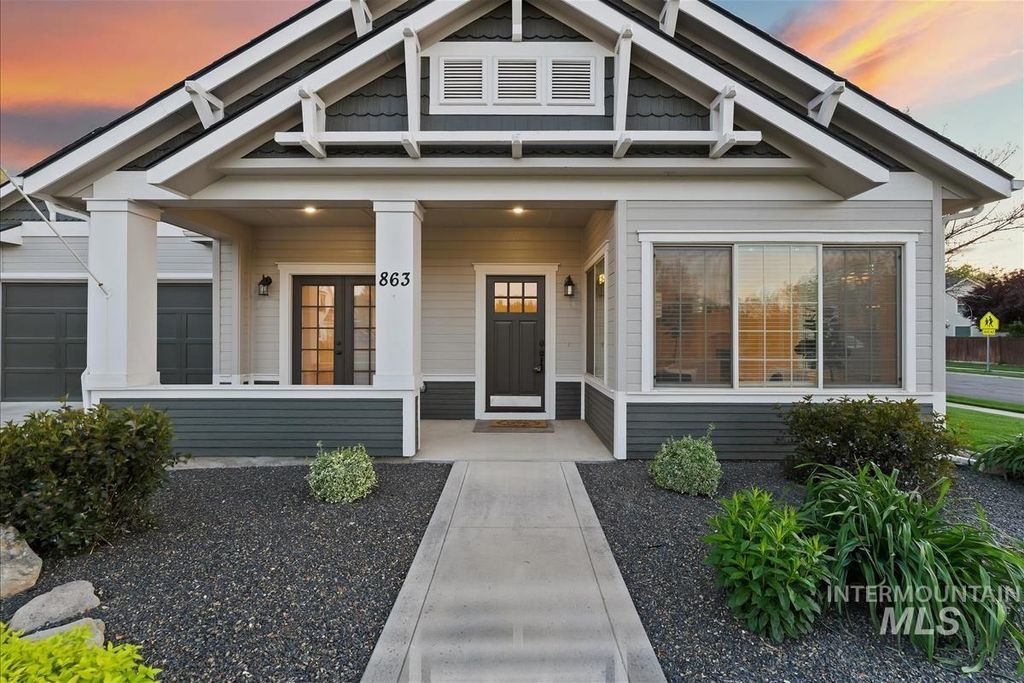 Photo of 863 W Colbert St, Meridian, ID 83646 (MLS # 98985060)