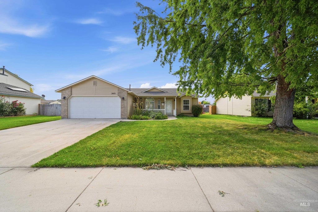 Photo of 2419 E Maryland Ave, Nampa, ID 83686 (MLS # 99003538)
