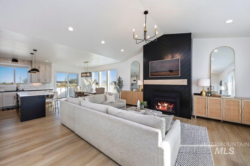 Photo of 1046 Northridge Way, Kimberly, ID 83341 (MLS # 98975025)