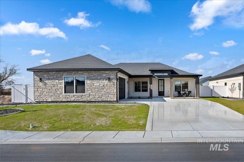 Photo of 2005 Sparrow St, Rupert, ID 83350 (MLS # 98990945)
