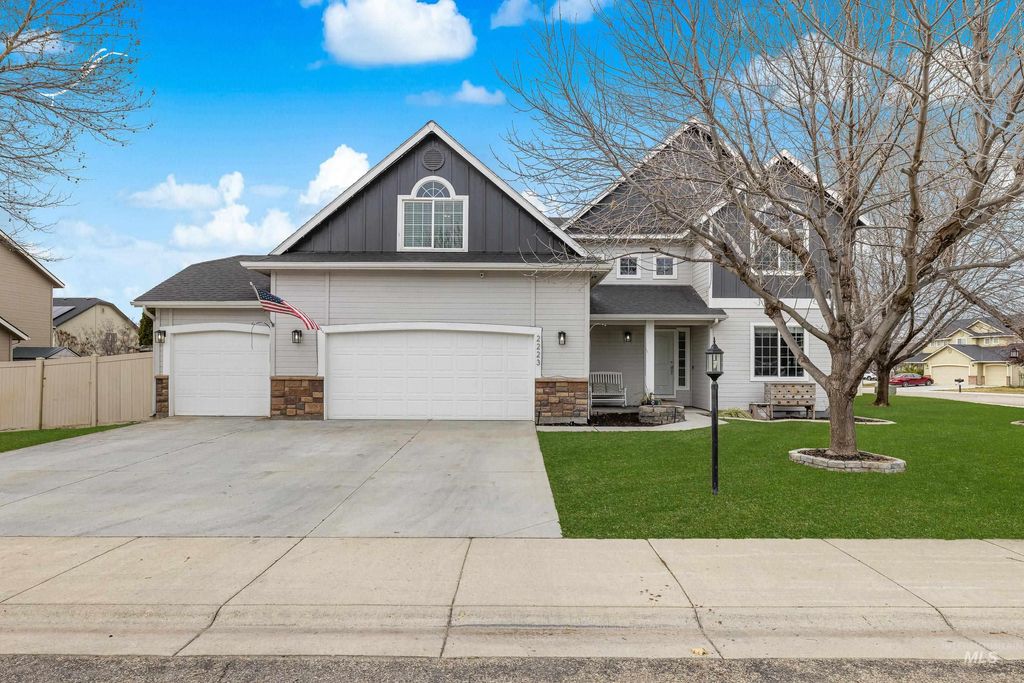 Photo of 2223 N Maroon Ave, Kuna, ID 83634 (MLS # 98978082)