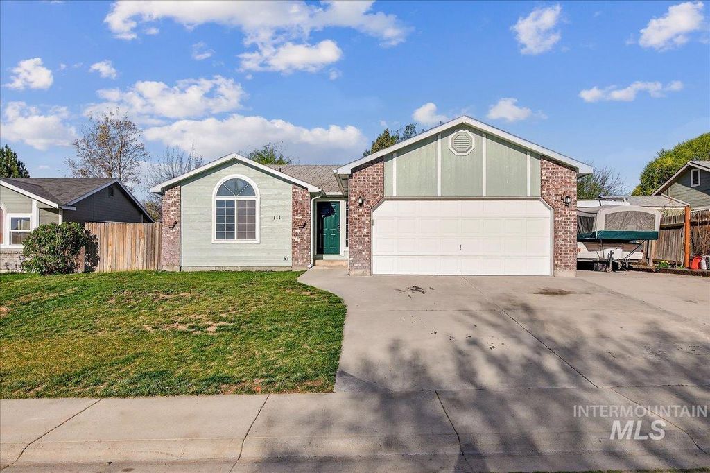 Photo of 111 Bobcat St, Nampa, ID 83687 (MLS # 98981020)