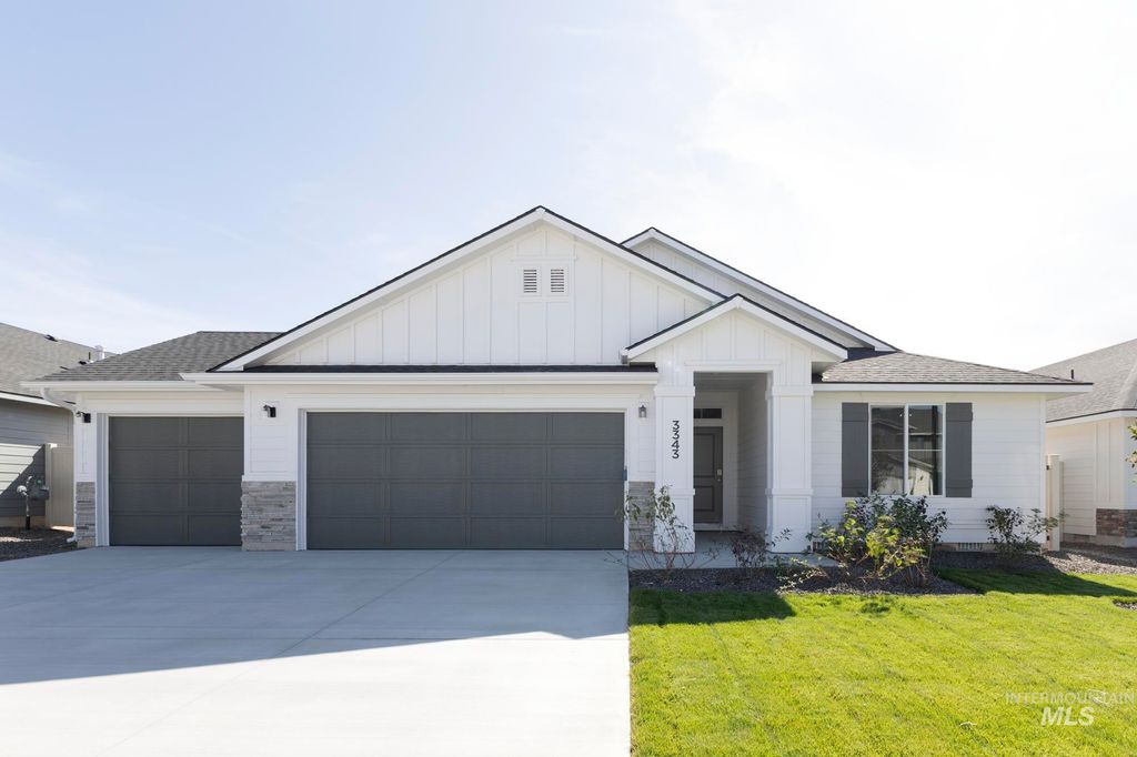 Photo of 8334 E Cool River Lp, Nampa, ID 83687 (MLS # 98989361)