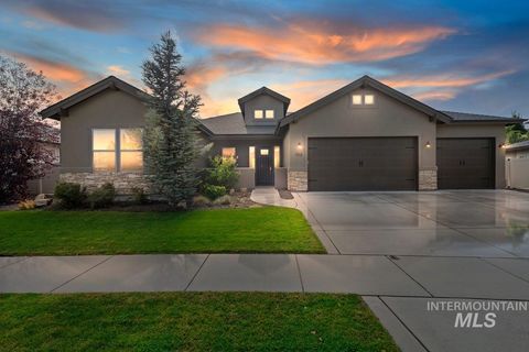 713 E Reflect Ridge Meridian ID 83642