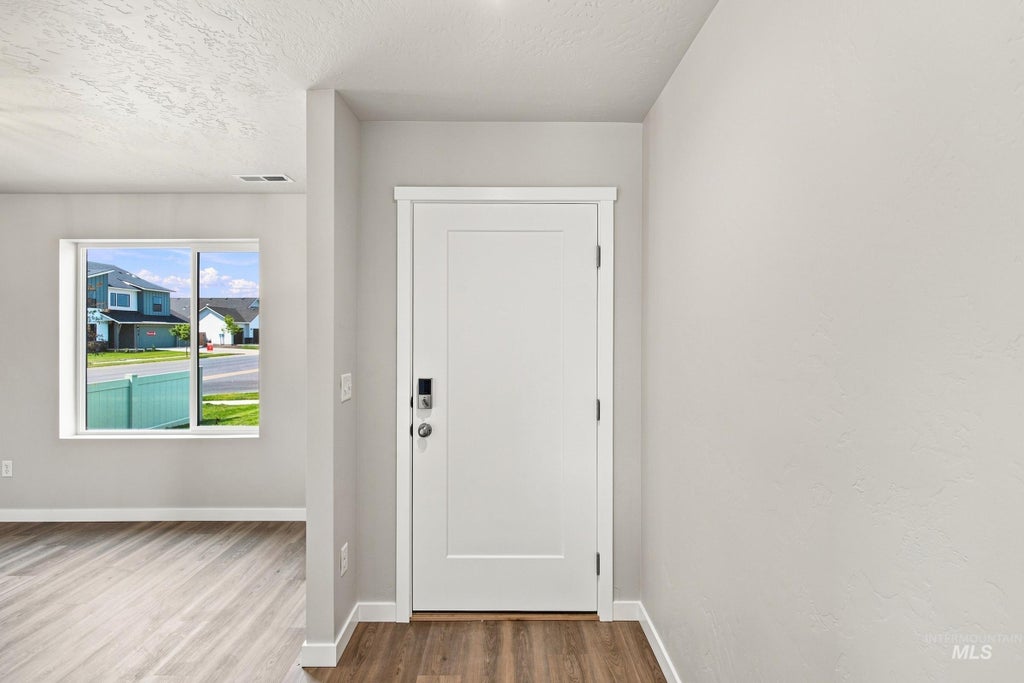 Photo of 9092 W Violet St, Nampa, ID 83687 (MLS # 99002846)