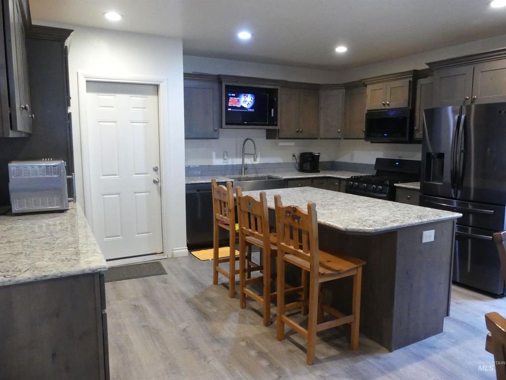 Photo of 2193 Apple Lane, Mesa, ID 83643 (MLS # 98940052)