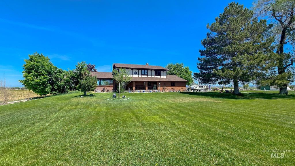 Photo of 1530 E 4200 N, Buhl, ID 83316 (MLS # 98986362)